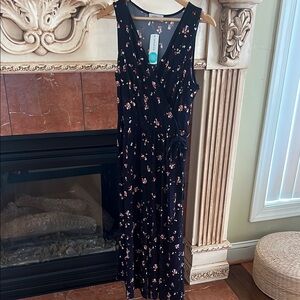 Kaileigh Floral Black Jumpsuit Size LP New With Tag